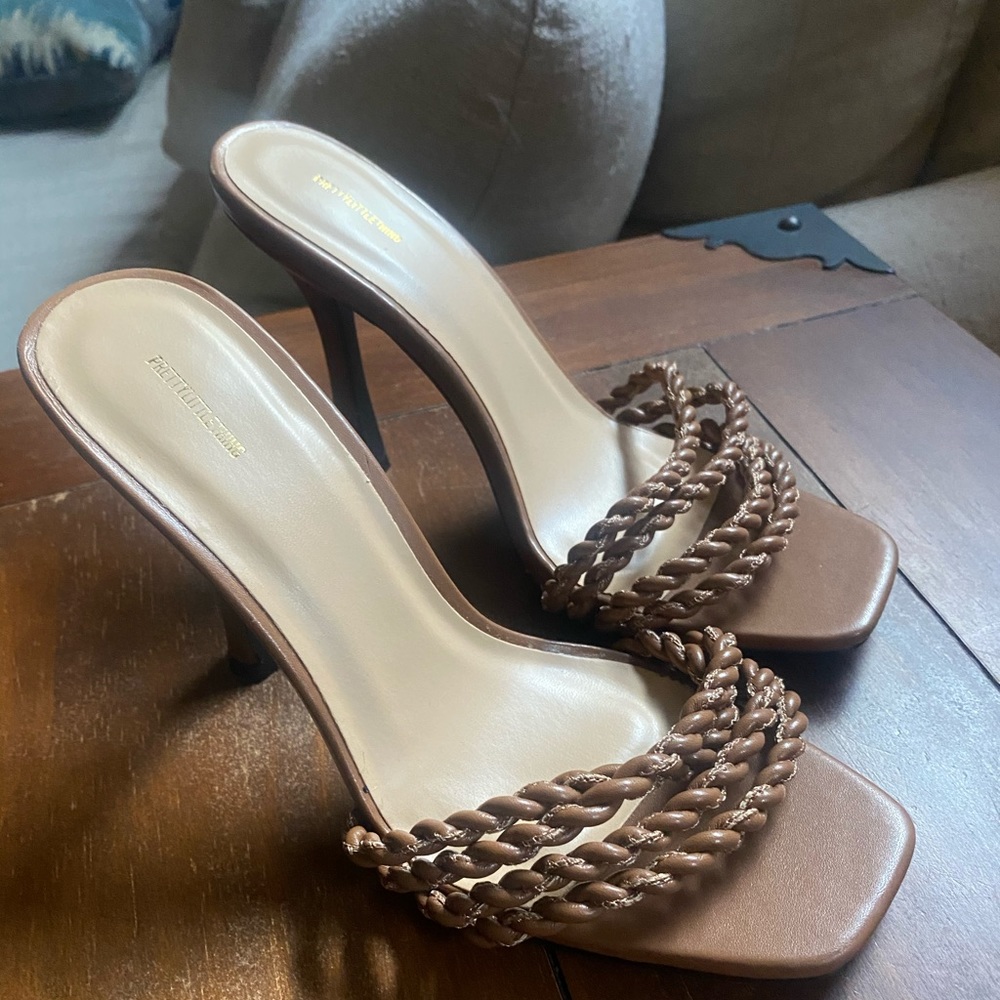 Size 7 heels